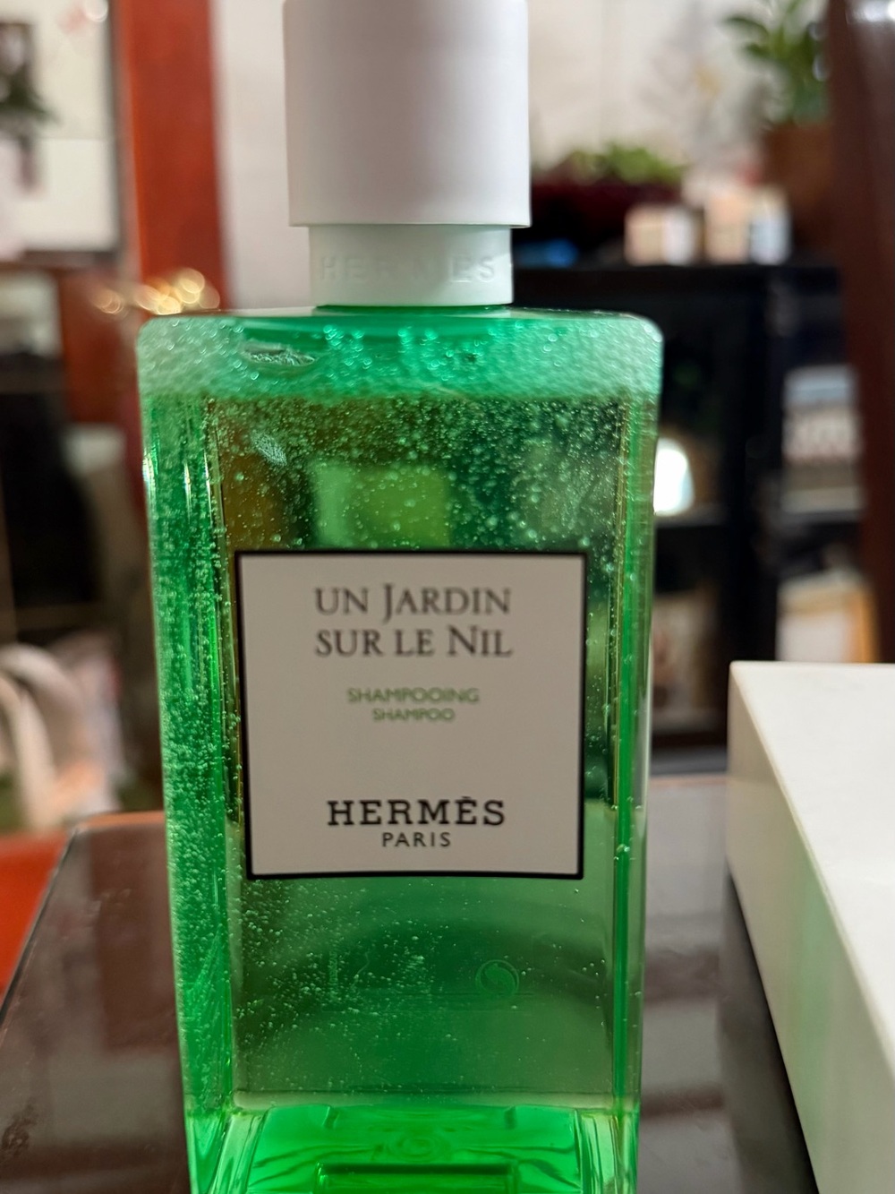 Hermès Un Jardin Sur Le Nil Green Shampoo Bottle